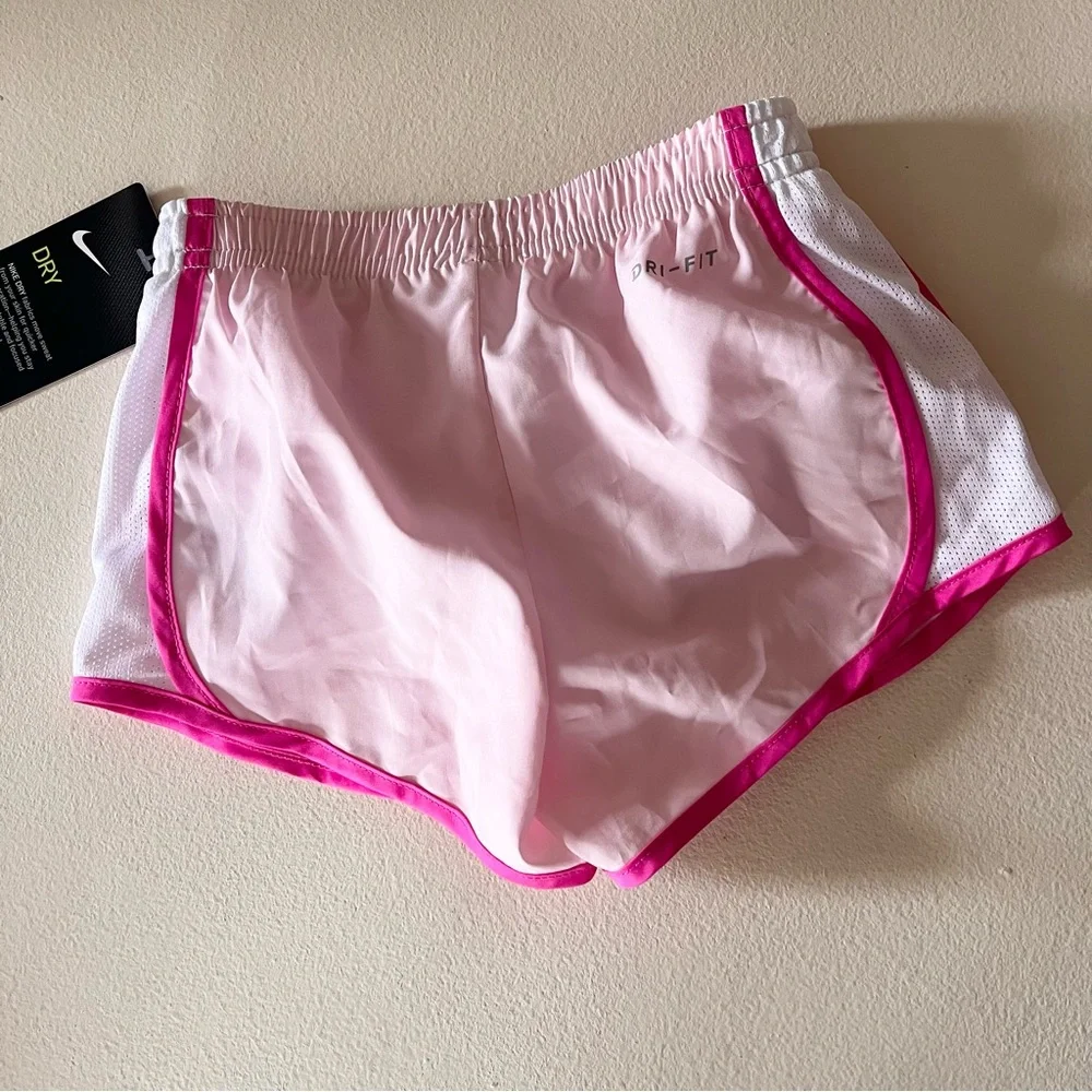 Nike shorts - Picture 3 of 4